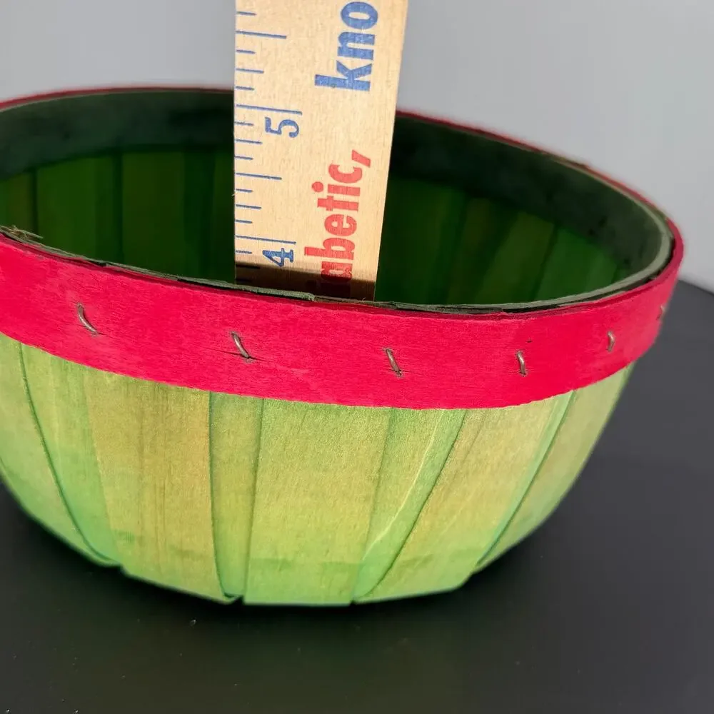 None and/or Unknown round watermelon